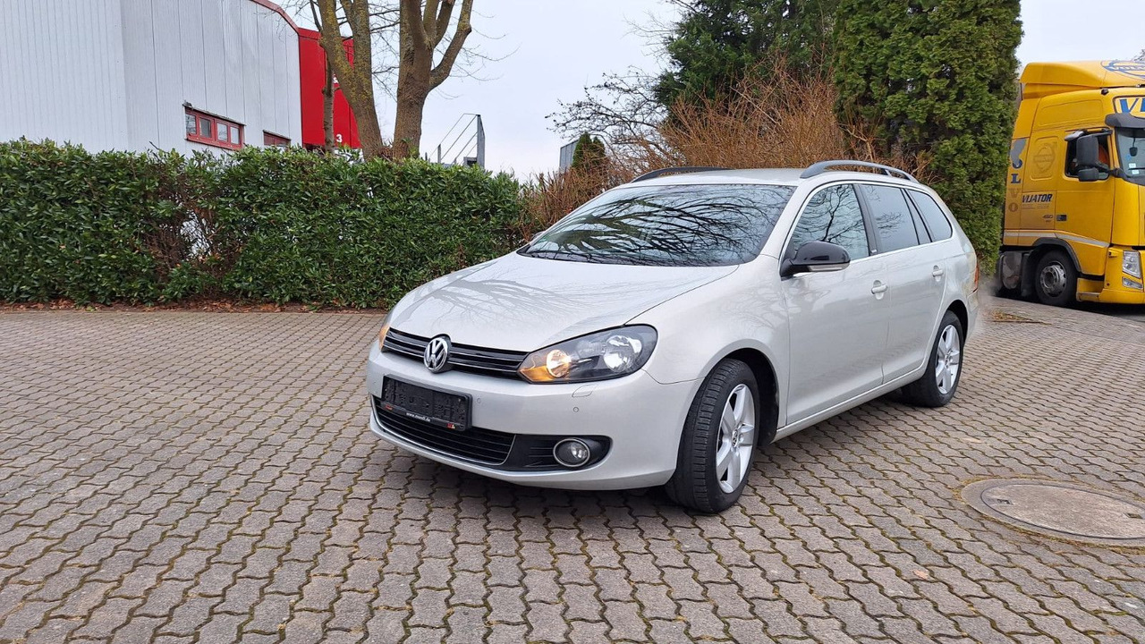 Volkswagen Golf VI Variant Style - Voiture: photos 2 Volkswagen Golf VI Variant Style - Voiture: photos 2