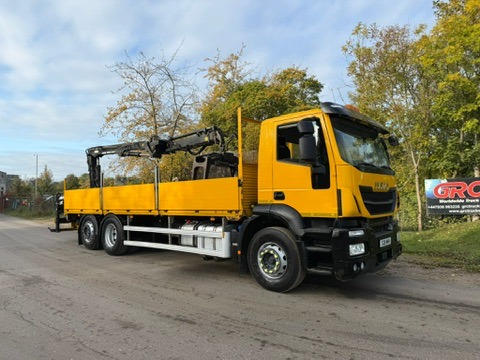 2016 Iveco Stralis 310 Brick Grab Truck - Camion plateau: photos 1 2016 Iveco Stralis 310 Brick Grab Truck - Camion plateau: photos 1