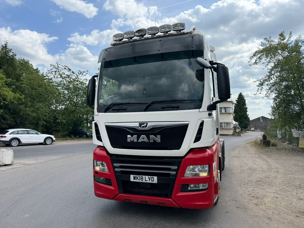 Tracteur routier 2018 MAN TGX 26 Tractor Unit: photos 10