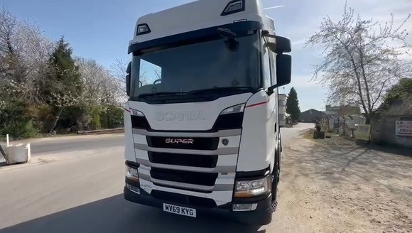 2019 Scania R450 Tractor Unit - Tracteur routier: photos 3 2019 Scania R450 Tractor Unit - Tracteur routier: photos 3