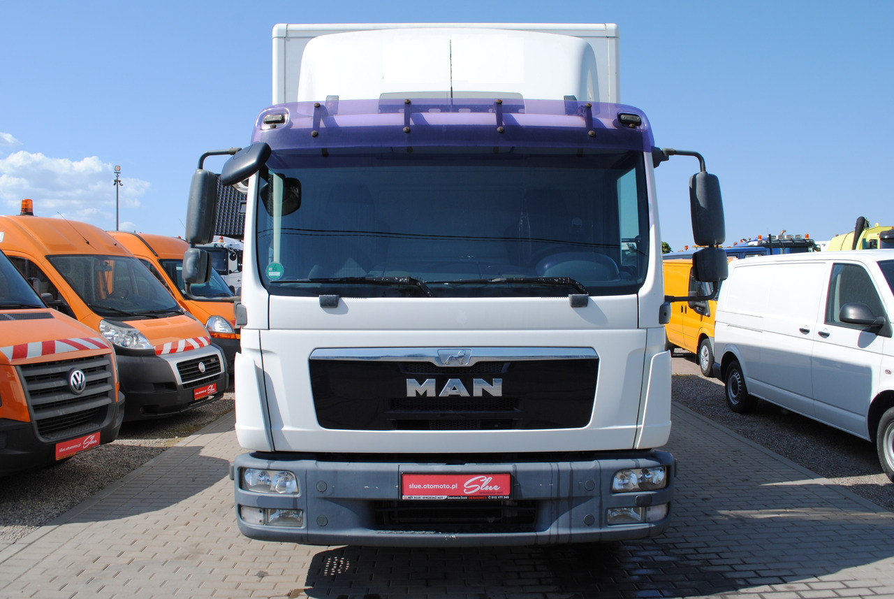 MAN TGL 12.180 - Camion fourgon: photos 2 MAN TGL 12.180 - Camion fourgon: photos 2