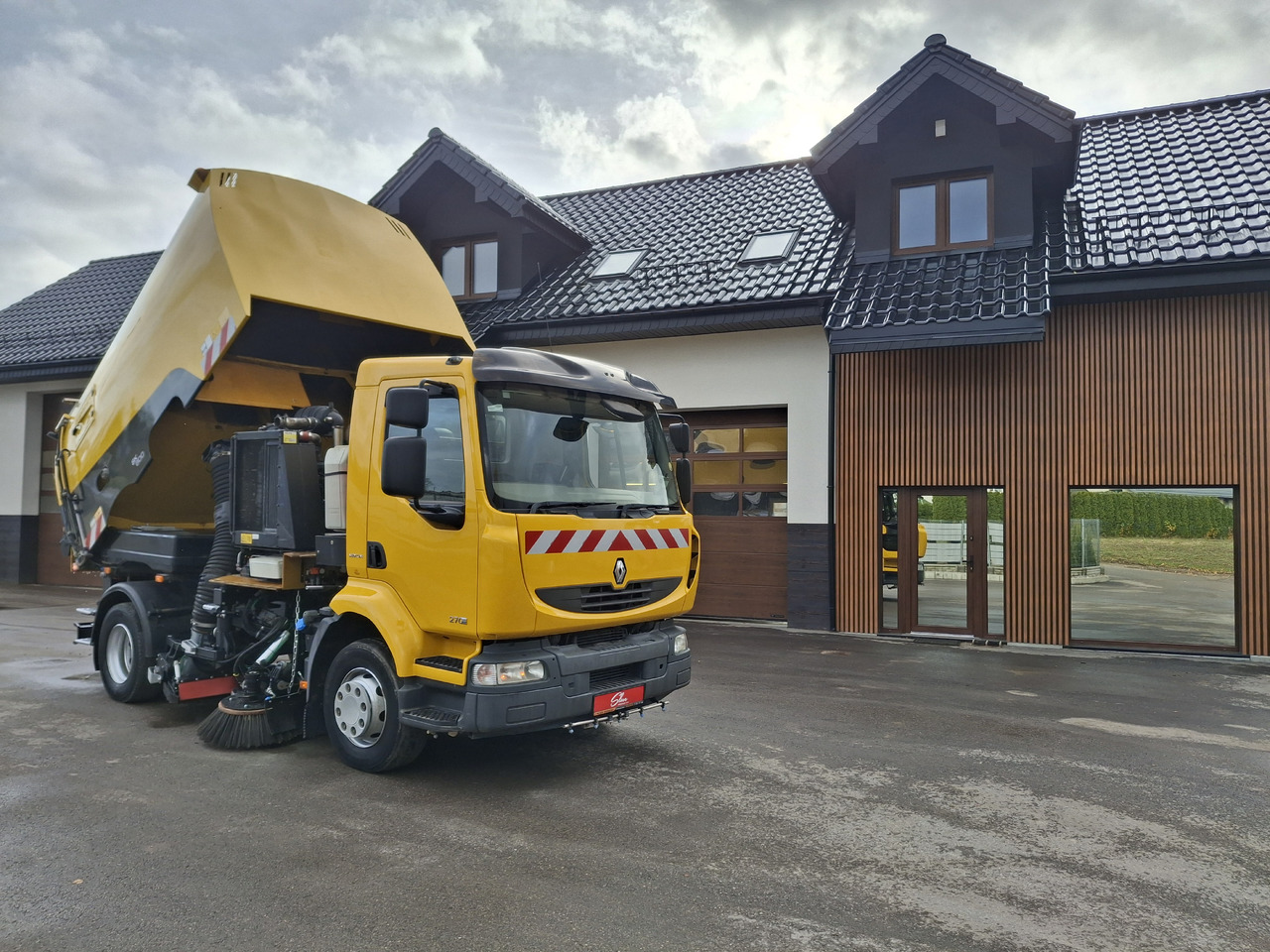 Renault Midlum 270 DXI Zamiatarka Kehrmaschine Schmidt L/R 2 Motoren - Balayeuse de voirie: photos 5 Renault Midlum 270 DXI Zamiatarka Kehrmaschine Schmidt L/R 2 Motoren - Balayeuse de voirie: photos 5