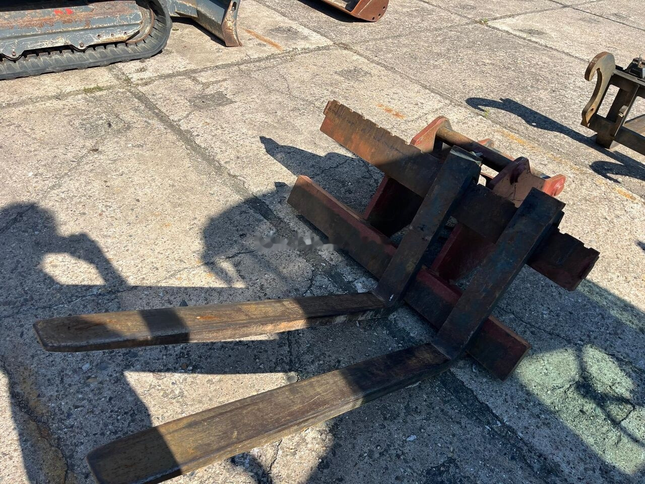 Pelle sur pneus Liebherr A 912 Compact Rotator R4: photos 25 Pelle sur pneus Liebherr A 912 Compact Rotator R4: photos 25