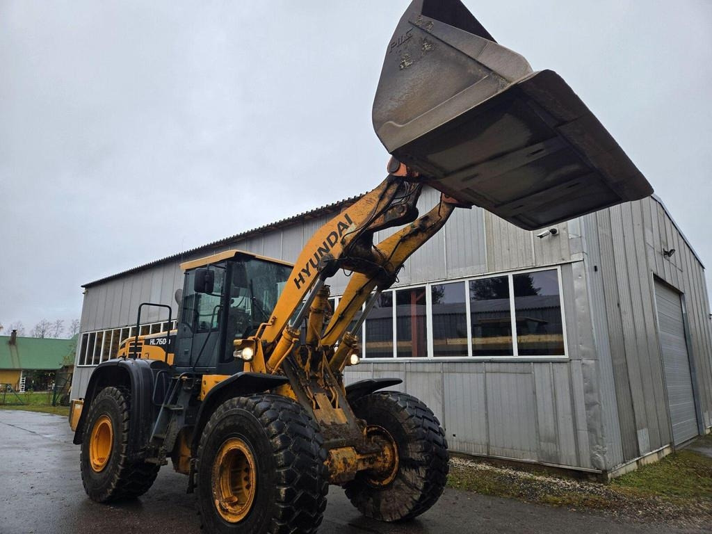 Hyundai HL760-9 - Chargeuse sur pneus: photos 3 Hyundai HL760-9 - Chargeuse sur pneus: photos 3