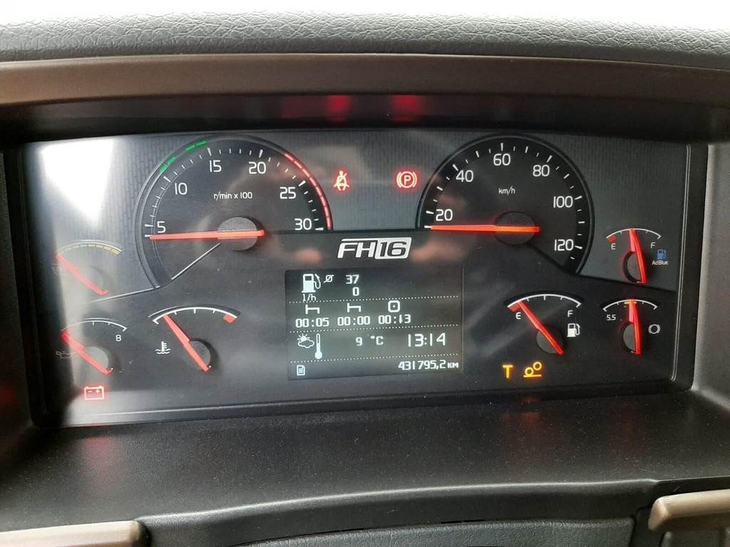 Volvo F16 600 6X4 450kW - Tracteur routier: photos 4 Volvo F16 600 6X4 450kW - Tracteur routier: photos 4