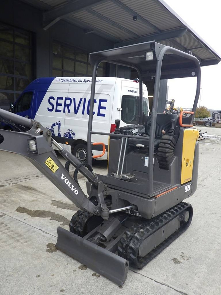 Volvo EC 15 C - Mini pelle: photos 2 Volvo EC 15 C - Mini pelle: photos 2