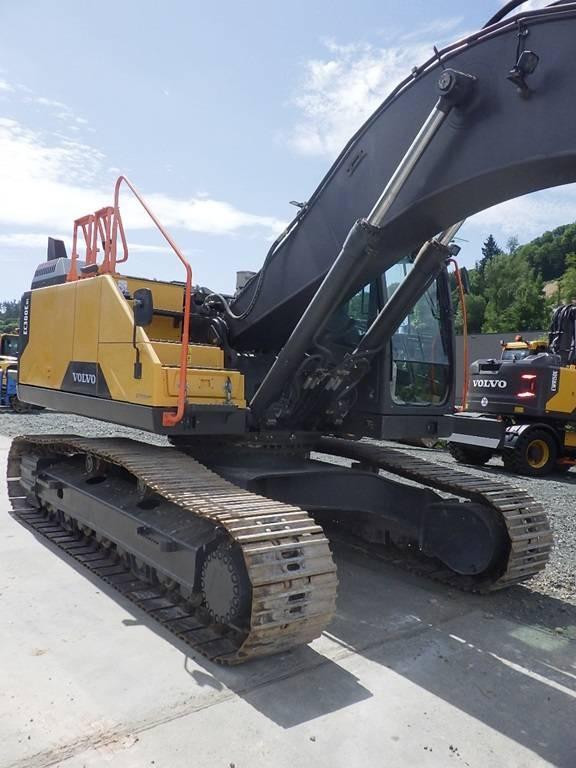 Volvo EC 300 E  - Pelle sur chenille: photos 4 Volvo EC 300 E  - Pelle sur chenille: photos 4