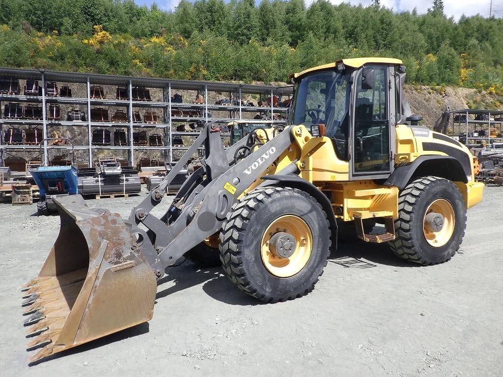 Volvo L 50 G - Chargeuse sur pneus: photos 1 Volvo L 50 G - Chargeuse sur pneus: photos 1