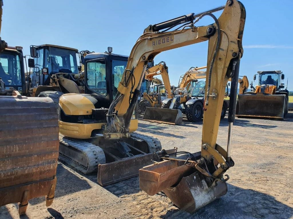CAT 304CR  - Pelle sur chenille: photos 2 CAT 304CR  - Pelle sur chenille: photos 2