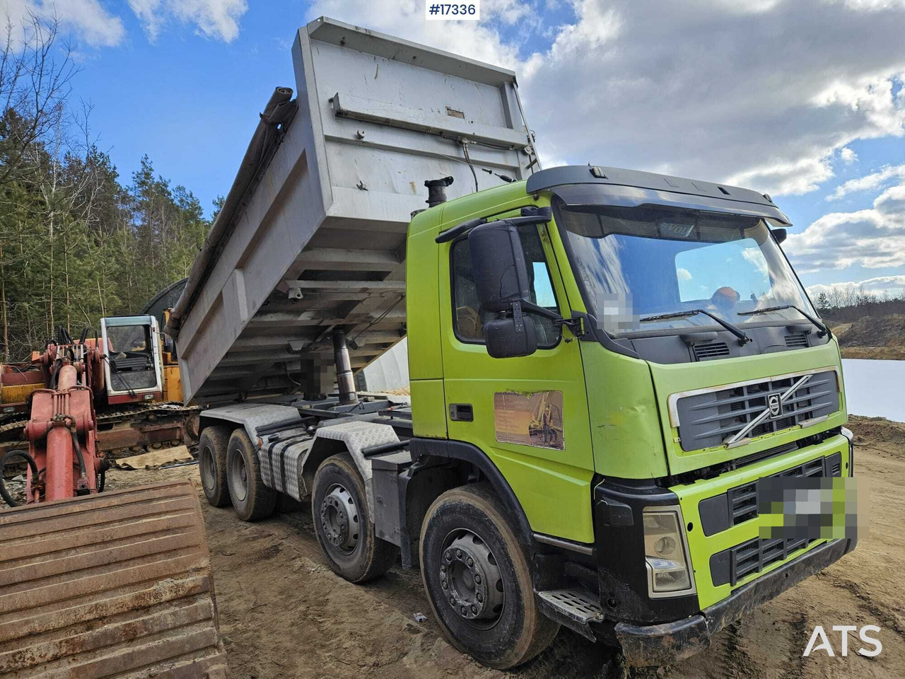 2002 Volvo fm 84R13 8x4 - Camion benne: photos 2 2002 Volvo fm 84R13 8x4 - Camion benne: photos 2