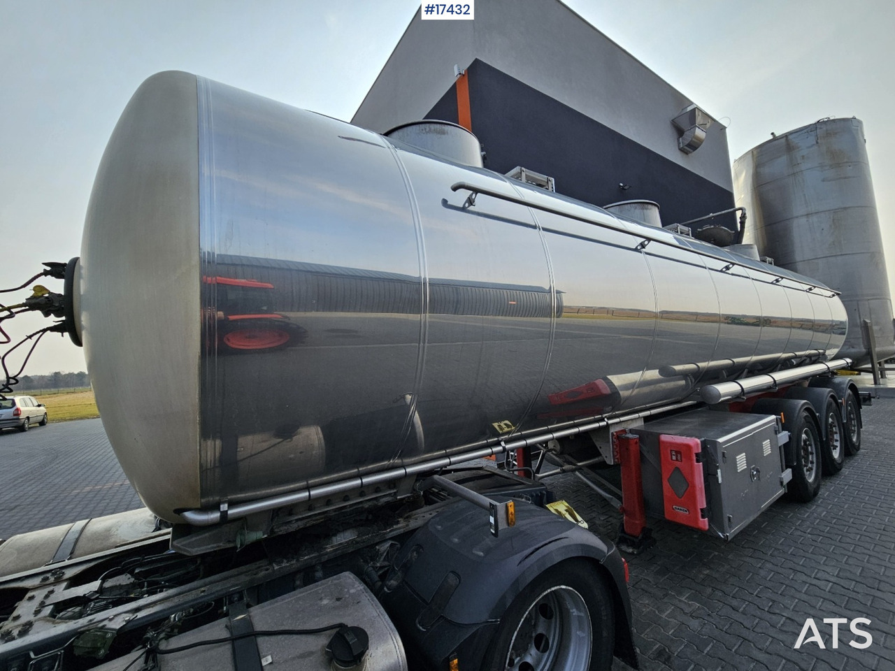 2006 Magyar SR34 food tanker - Semi-remorque citerne: photos 3 2006 Magyar SR34 food tanker - Semi-remorque citerne: photos 3