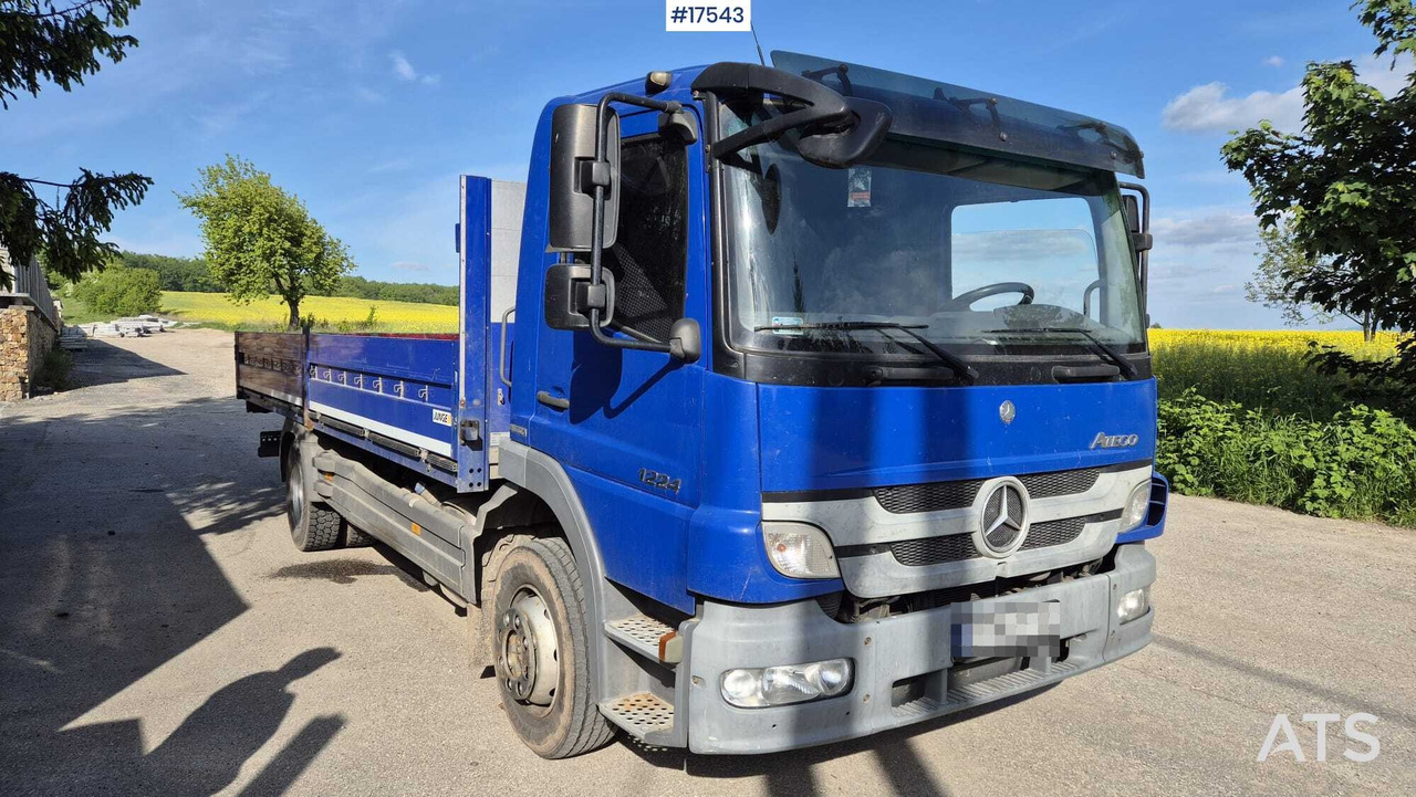 Box truck Mercedes-Benz ATEGO 1224 (2011) - Camion fourgon: photos 1 Box truck Mercedes-Benz ATEGO 1224 (2011) - Camion fourgon: photos 1