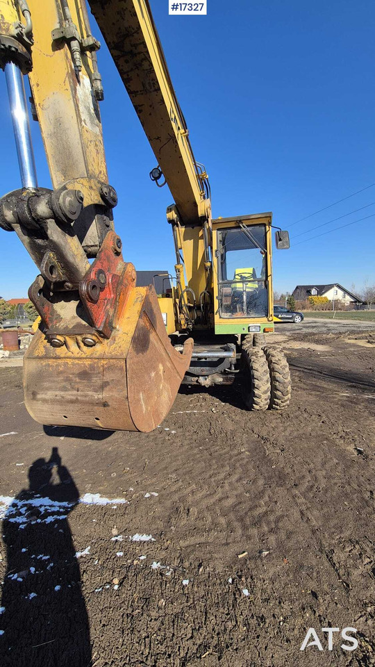 CATERPILLAR 212B FT wheeled excavator (1996) - Pelle sur pneus: photos 4 CATERPILLAR 212B FT wheeled excavator (1996) - Pelle sur pneus: photos 4