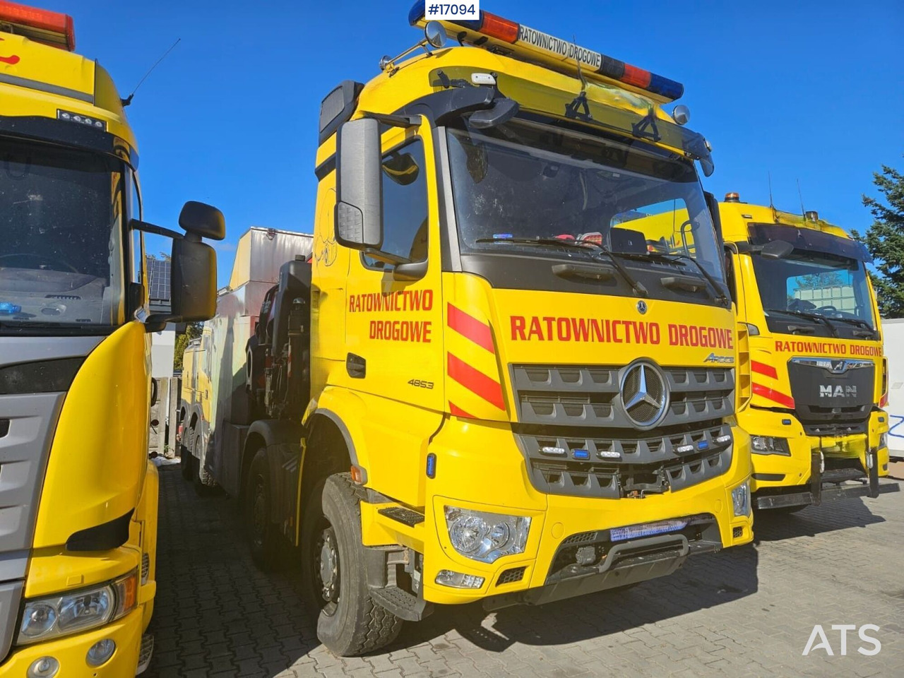 Specjalistyczny pojazd ratunkowy Mercedes Benz Arocs 4853 8x8 (2021) - Remorqueuse: photos 4 Specjalistyczny pojazd ratunkowy Mercedes Benz Arocs 4853 8x8 (2021) - Remorqueuse: photos 4