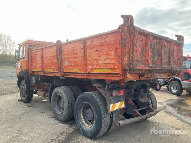 1992 Iveco 330.36H 6x4 T/A Dump Truck - Camion benne: photos 3 1992 Iveco 330.36H 6x4 T/A Dump Truck - Camion benne: photos 3