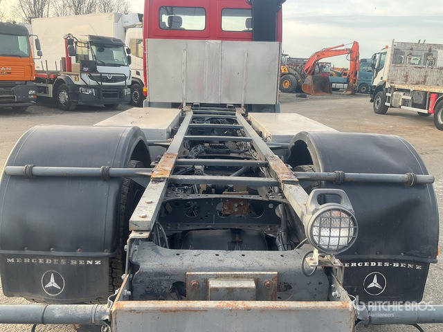 1999 Mercedes-Benz Actros 1835 4x2 Cab and Chassis - Châssis cabine: photos 5 1999 Mercedes-Benz Actros 1835 4x2 Cab and Chassis - Châssis cabine: photos 5