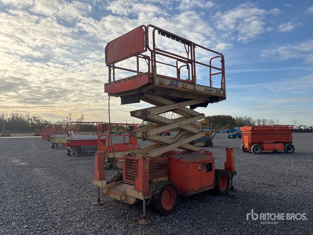 2006 JLG 260MRT Diesel Scissor Lift - Nacelle ciseaux: photos 1 2006 JLG 260MRT Diesel Scissor Lift - Nacelle ciseaux: photos 1