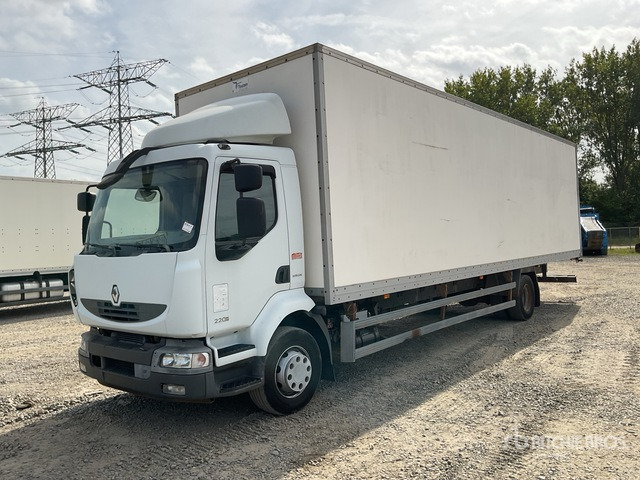 2010 Renault Midlum 220 4x2 Van Truck - Fourgon utilitaire: photos 2 2010 Renault Midlum 220 4x2 Van Truck - Fourgon utilitaire: photos 2
