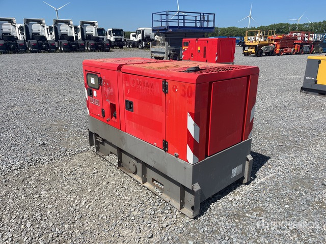 2011 Atlas Copco QAS30 30 kVA Skid-Mounted Generator Set - Groupe électrogène: photos 4 2011 Atlas Copco QAS30 30 kVA Skid-Mounted Generator Set - Groupe électrogène: photos 4