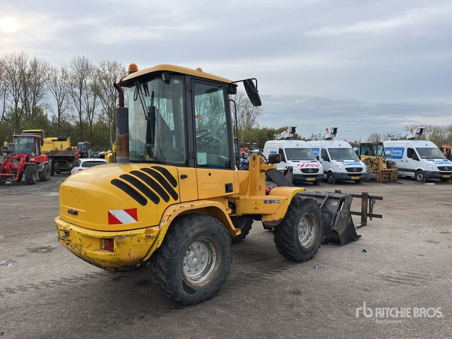 2011 Volvo L30B-Z/X Forklift - Chargeuse sur pneus: photos 4 2011 Volvo L30B-Z/X Forklift - Chargeuse sur pneus: photos 4