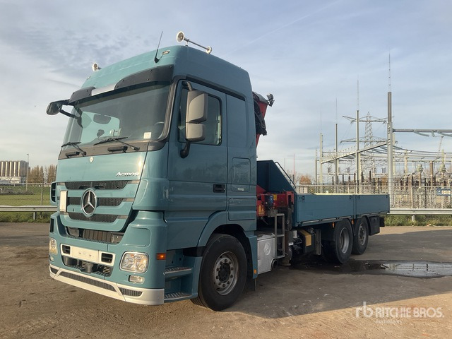 2012 Mercedes-Benz Actros 930.20 2012 HMF 3000-K3 Articulated Bo ... Flatbed Truck with Crane - Camion plateau, Camion grue: photos 2 2012 Mercedes-Benz Actros 930.20 2012 HMF 3000-K3 Articulated Bo ... Flatbed Truck with Crane - Camion plateau, Camion grue: photos 2