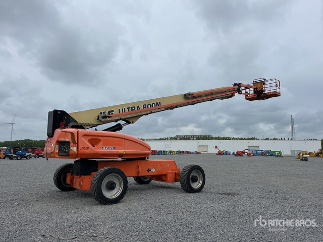2013 JLG 1350SJP 4WD Diesel Telescopic Boom Lift - Broyeur/ Épareuse: photos 2 2013 JLG 1350SJP 4WD Diesel Telescopic Boom Lift - Broyeur/ Épareuse: photos 2