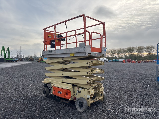 2013 JLG 3246ES Electric Scissor Lift - Nacelle ciseaux: photos 4 2013 JLG 3246ES Electric Scissor Lift - Nacelle ciseaux: photos 4