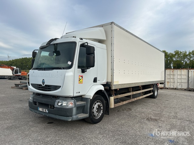 2013 Renault Midlum 300 Dxi (Inoperable) Van Truck - Fourgon utilitaire: photos 1 2013 Renault Midlum 300 Dxi (Inoperable) Van Truck - Fourgon utilitaire: photos 1