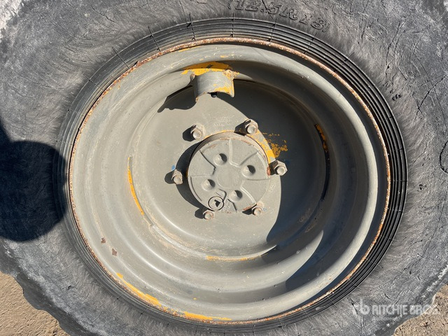 Chargeuse sur pneus 2013 Volvo L25F Wheel Loader: photos 6