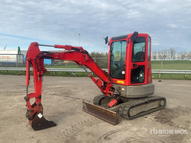 2015 Bobcat E26 Mini Excavator: <6.6t - Mini pelle: photos 2 2015 Bobcat E26 Mini Excavator: <6.6t - Mini pelle: photos 2