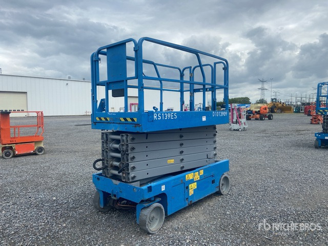 Genie Scissor Lift - Nacelle ciseaux: photos 2 Genie Scissor Lift - Nacelle ciseaux: photos 2