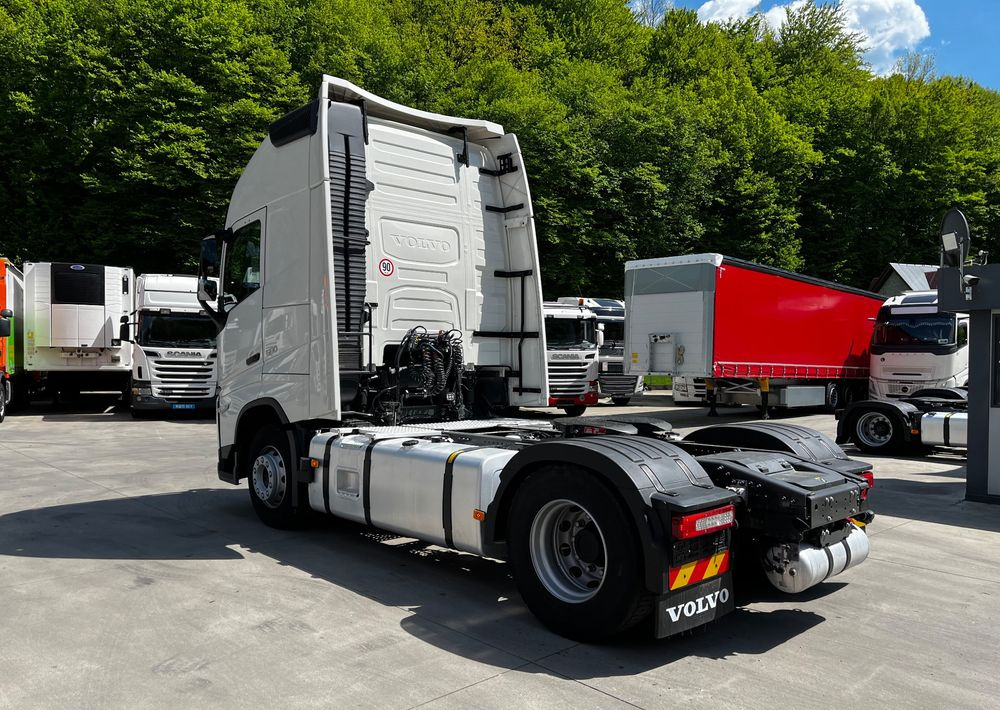 Volvo FH 500 // Silnik Euro 6 nie Isave // Parkclima // XL // Radary // Duże zbiorniki // Gwarancja // - Tracteur routier: photos 5 Volvo FH 500 // Silnik Euro 6 nie Isave // Parkclima // XL // Radary // Duże zbiorniki // Gwarancja // - Tracteur routier: photos 5