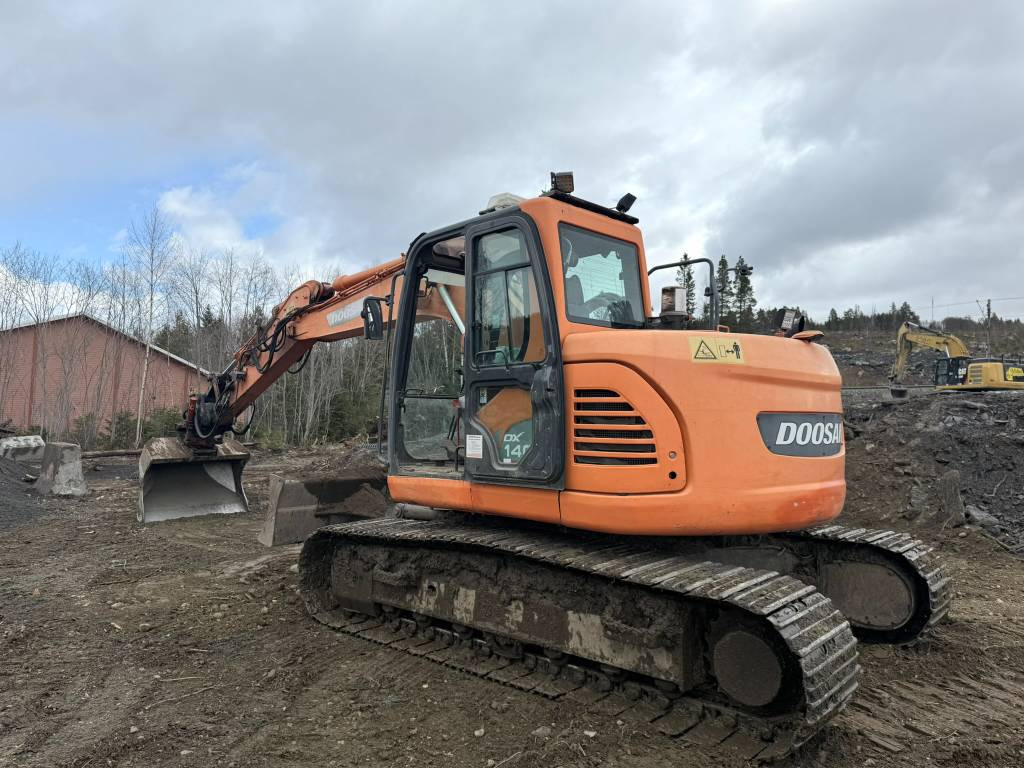 Doosan DX 140 LCR - Pelle sur chenille: photos 4 Doosan DX 140 LCR - Pelle sur chenille: photos 4