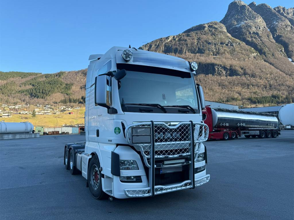 MAN TGX 26.640 6x4 - Tracteur routier: photos 3 MAN TGX 26.640 6x4 - Tracteur routier: photos 3