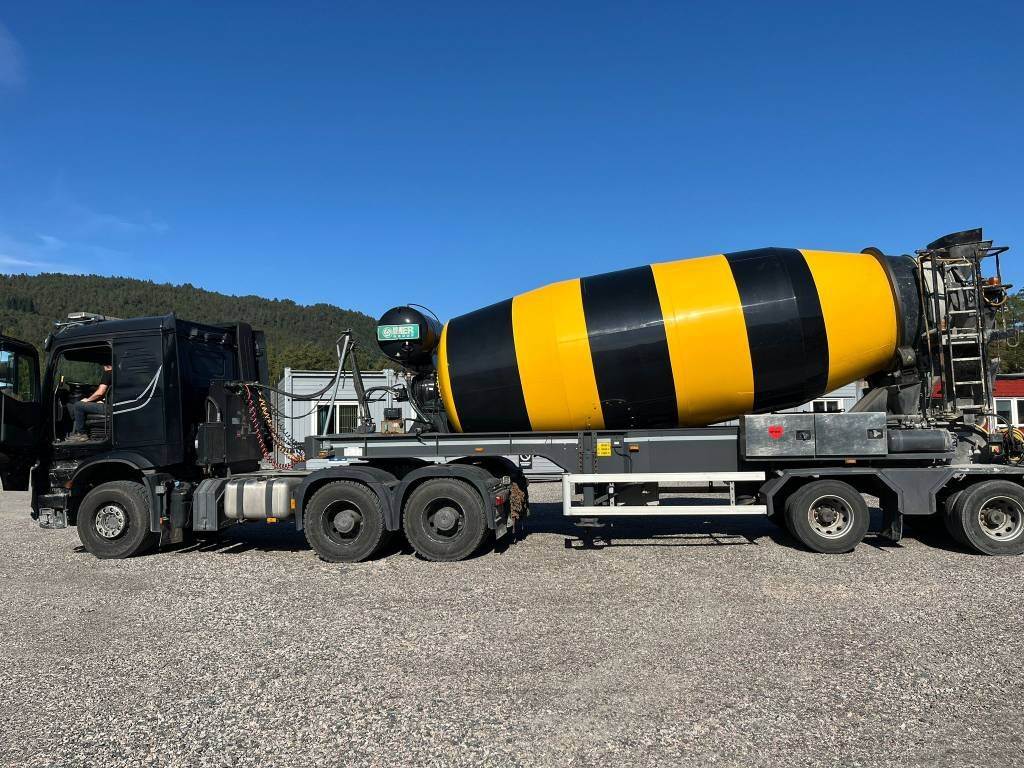 Mercedes-Benz Arocs 6X4 AMT BT 220 semi-trailer concrete mixer - Tracteur routier, Semi-remorque malaxeur: photos 1 Mercedes-Benz Arocs 6X4 AMT BT 220 semi-trailer concrete mixer - Tracteur routier, Semi-remorque malaxeur: photos 1