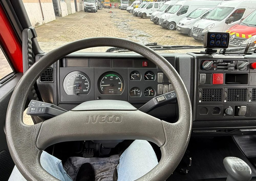 Crédit-bail de  Iveco Eurocargo 130E24 Iveco Eurocargo 130E24: photos 14