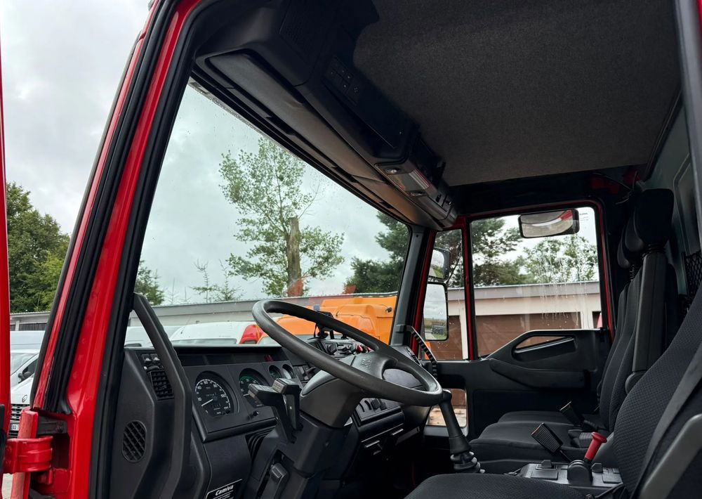 Crédit-bail de  Iveco Eurocargo 130E24 Iveco Eurocargo 130E24: photos 12