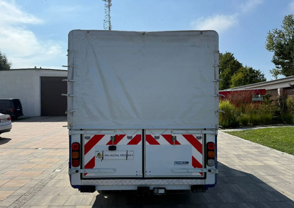 Renault Master - Utilitaire double cabine: photos 5 Renault Master - Utilitaire double cabine: photos 5