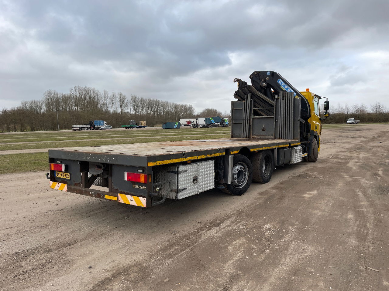 DAF 85.410 Met Effer 470 6s laadkraan ladekran loadercrane crane palfinger hiab fassi - Camion grue: photos 4 DAF 85.410 Met Effer 470 6s laadkraan ladekran loadercrane crane palfinger hiab fassi - Camion grue: photos 4