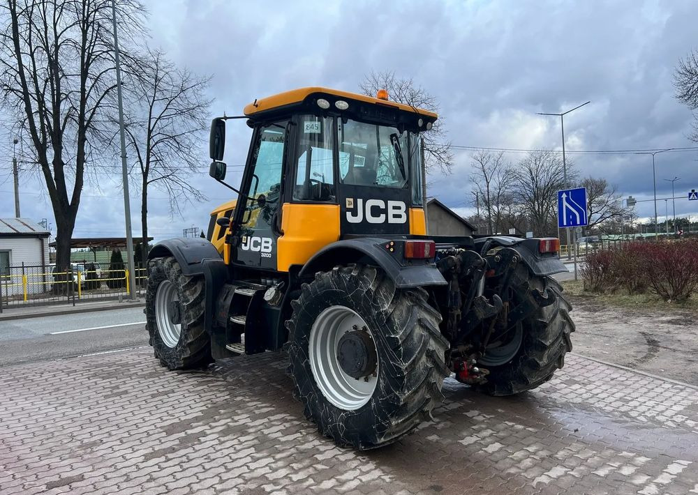 JCB Fastrac 3200 - Tracteur agricole: photos 3 JCB Fastrac 3200 - Tracteur agricole: photos 3