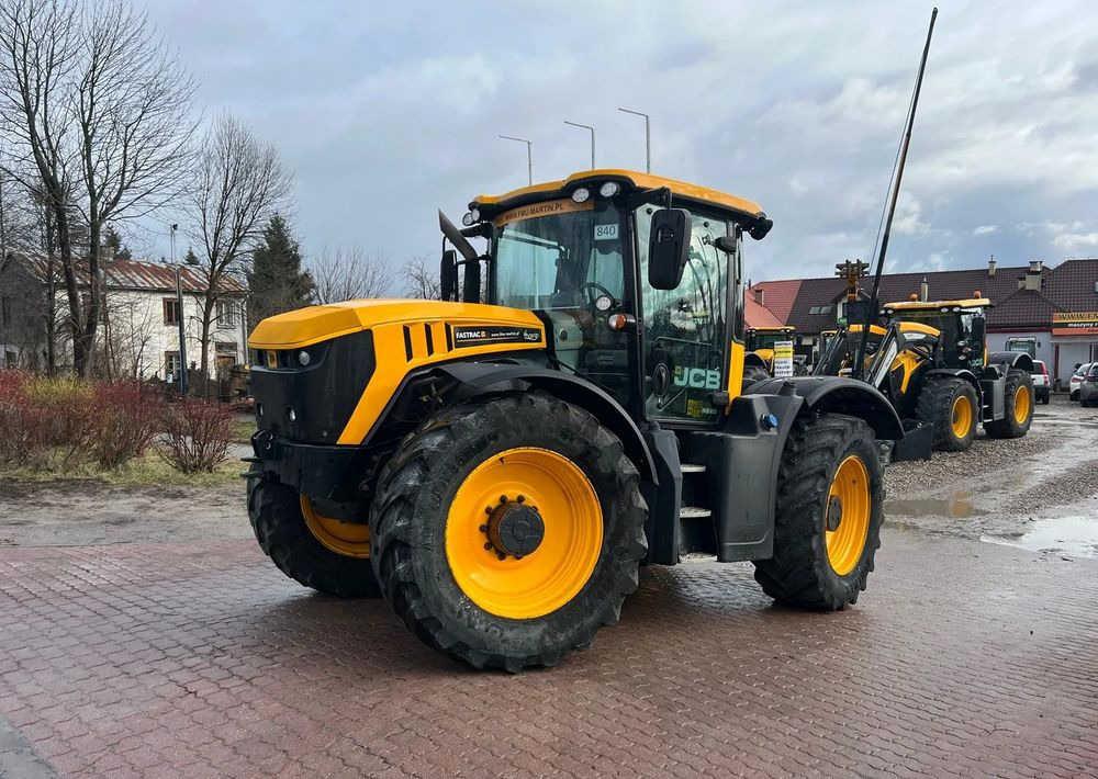 JCB Fastrac 4220 - Tracteur agricole: photos 1 JCB Fastrac 4220 - Tracteur agricole: photos 1