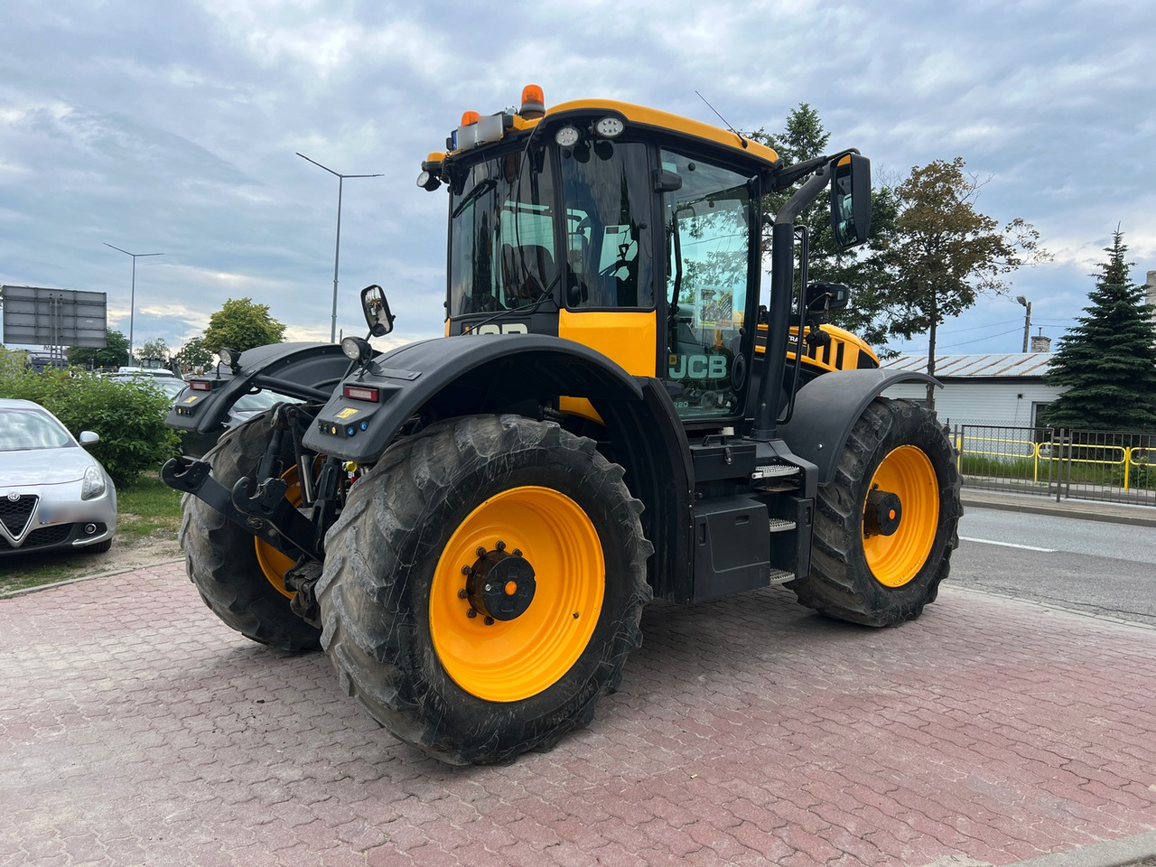 JCB Fastrac 4220 - Tracteur agricole: photos 5 JCB Fastrac 4220 - Tracteur agricole: photos 5