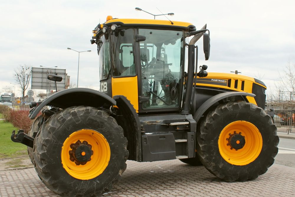 JCB Fastrac 4220 Trimble Autopilot - Tracteur agricole: photos 3 JCB Fastrac 4220 Trimble Autopilot - Tracteur agricole: photos 3