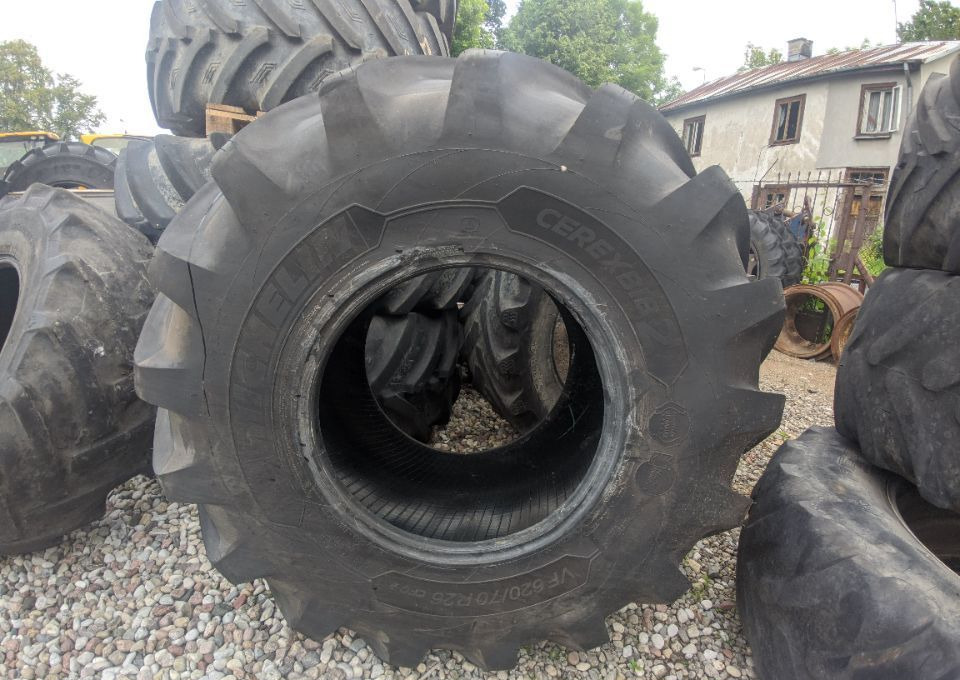 MICHELIN Cerexbib 2 VF 620/70 R 26 - Pneu: photos 1 MICHELIN Cerexbib 2 VF 620/70 R 26 - Pneu: photos 1