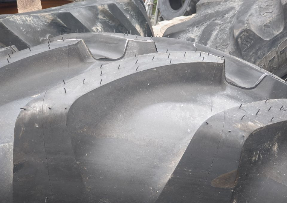 Michelin Machxbib 600/70 r30, NOWA - Pneu: photos 4 Michelin Machxbib 600/70 r30, NOWA - Pneu: photos 4