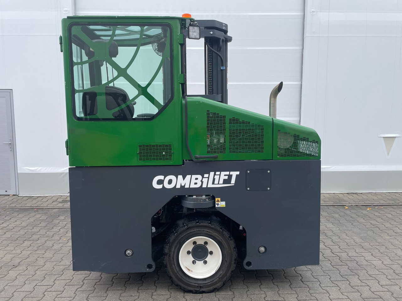 Combilift C4000 - Chariot multidirectionnel: photos 4 Combilift C4000 - Chariot multidirectionnel: photos 4
