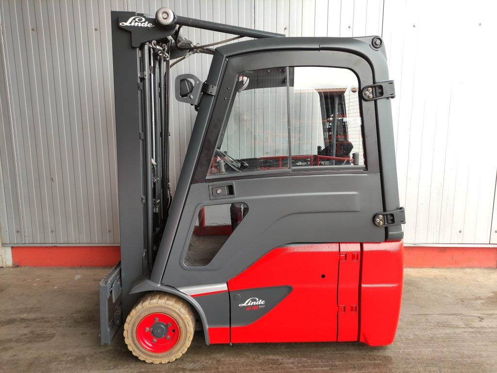 Linde E16-02-386 - Chariot élévateur électrique: photos 1 Linde E16-02-386 - Chariot élévateur électrique: photos 1