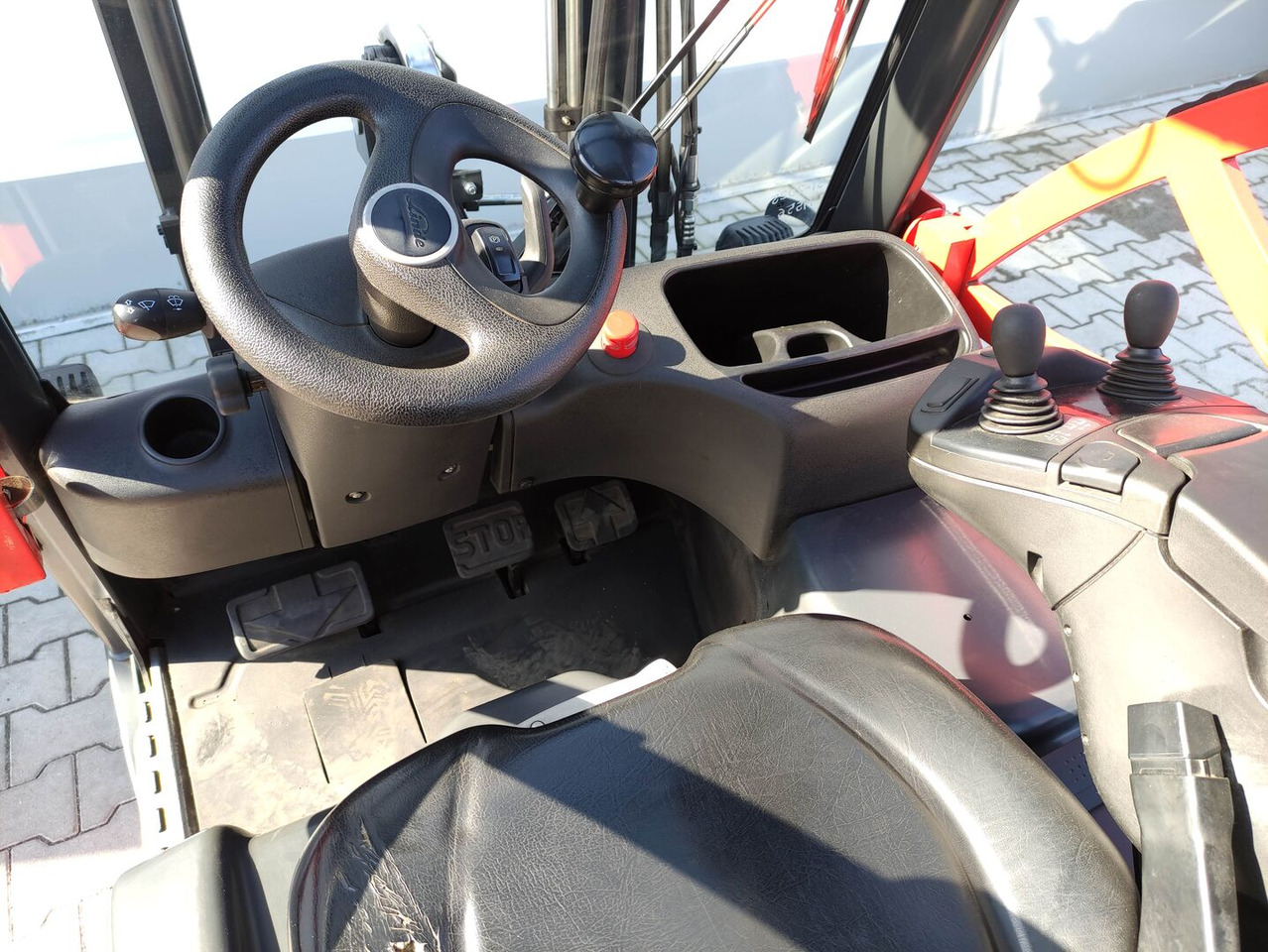 Linde E16-02-EVO-386 - Chariot élévateur électrique: photos 5 Linde E16-02-EVO-386 - Chariot élévateur électrique: photos 5