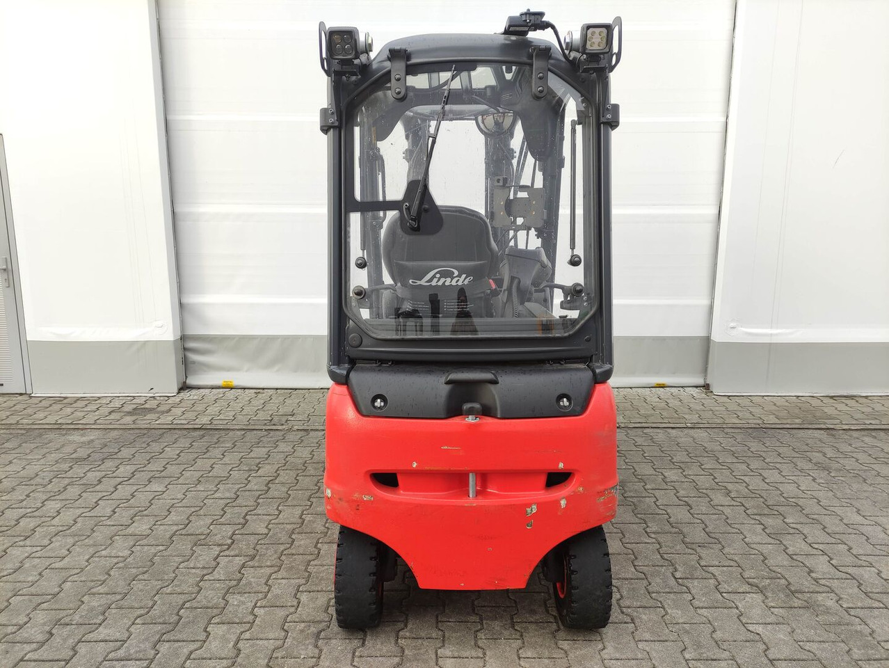 Linde E16PH-02-386 - Chariot élévateur électrique: photos 4 Linde E16PH-02-386 - Chariot élévateur électrique: photos 4