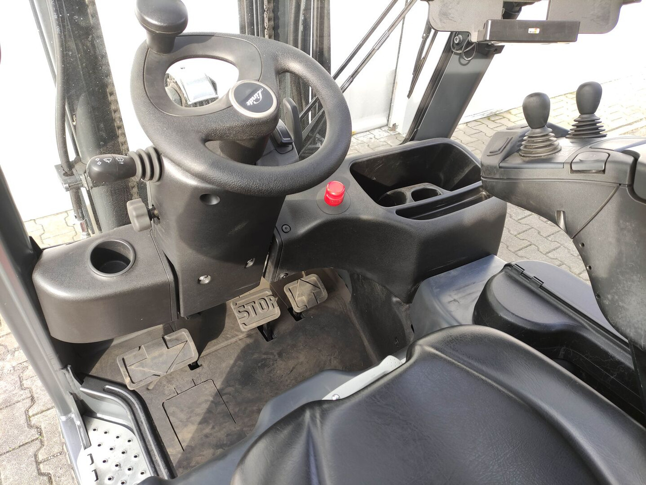 Linde E16PH-02-386 - Chariot élévateur électrique: photos 5 Linde E16PH-02-386 - Chariot élévateur électrique: photos 5